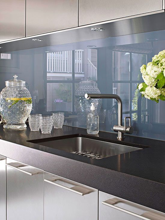 Kitchen Glass Backsplashes